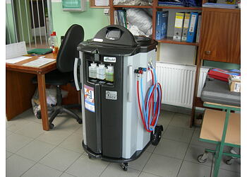 BRAIN BEE CLIMA 9000 - přístroj na servis klimatizací (R134a)